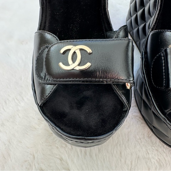 CHANEL women platform sandals size 35 EU Authentic Retail 2200$ - Picture 3 of 13